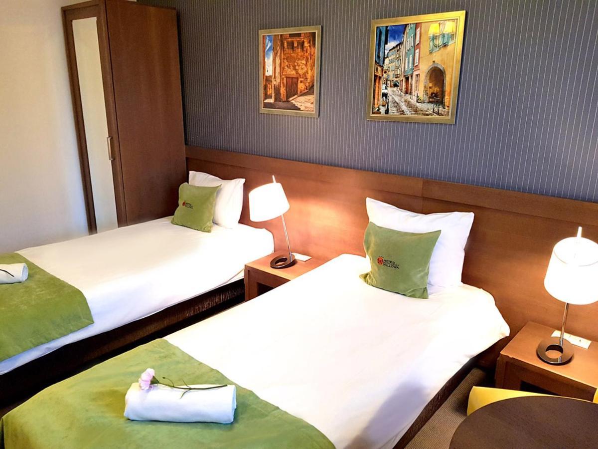 Hotel Willanova Люблин Экстерьер фото
