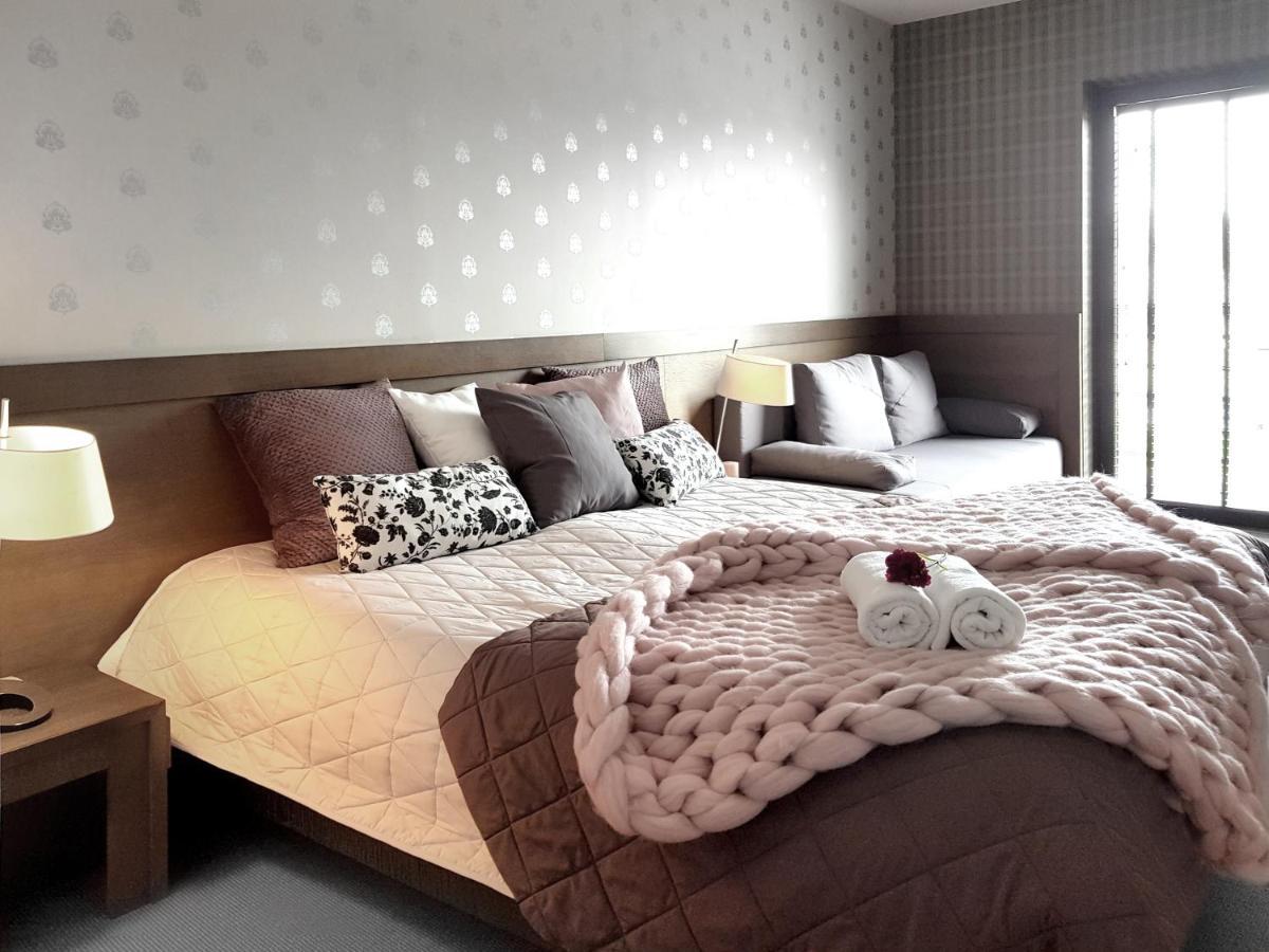 Hotel Willanova Люблин Экстерьер фото